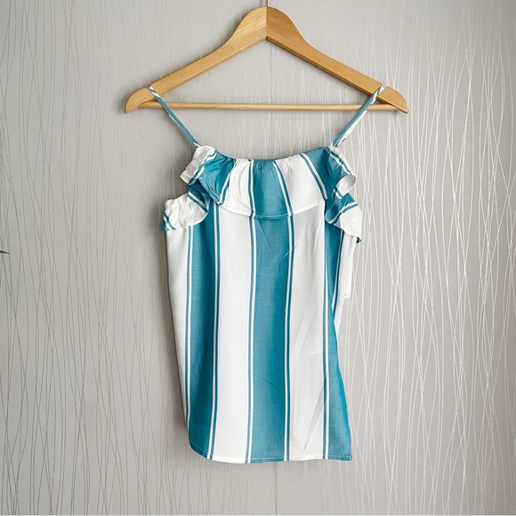 Old Navy Sleeveless Striped Ruffle-Trim Top Size XS - Picture 2 of 11